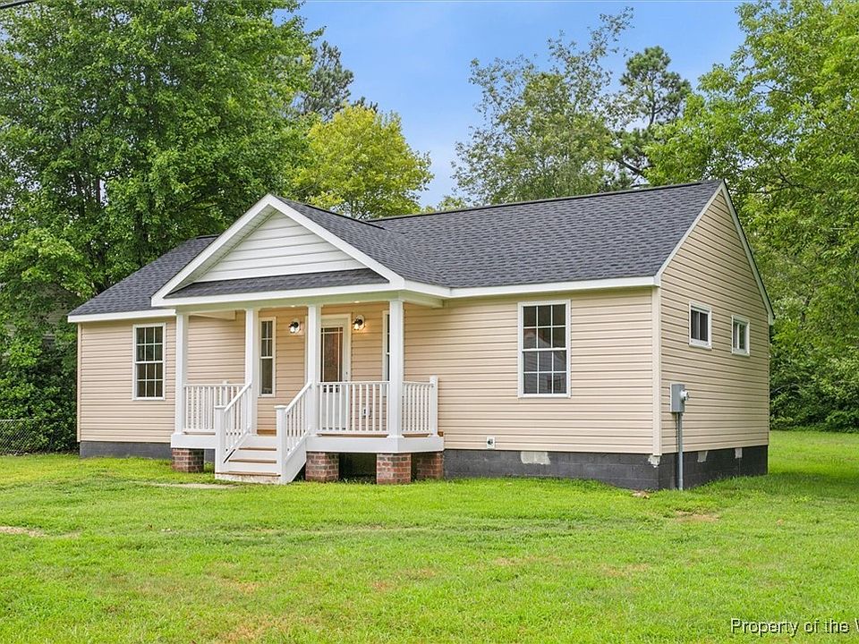 1st image of 102 Bunche Dr