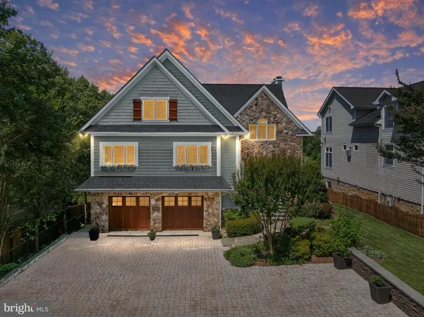 143 Spa Dr, Annapolis, MD 21403