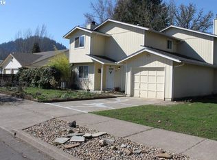 598 67th Pl, Springfield, OR 97478