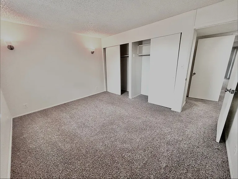 Foothill Terrace — Photo 104