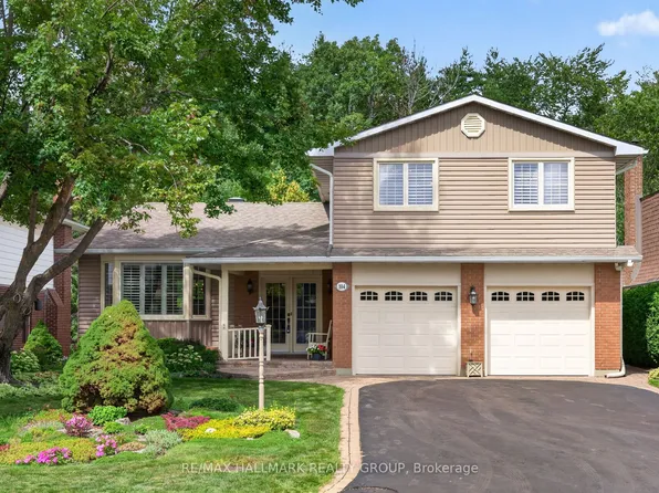 104 Northpark Dr, Ottawa, ON K1B 4V3