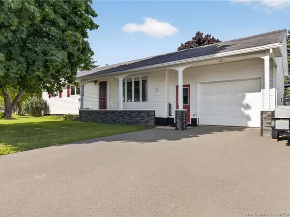 5 Beau Rivage, Richibucto, NB E4W 3W4