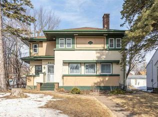 5411 Glenwood St, Duluth, MN 55804