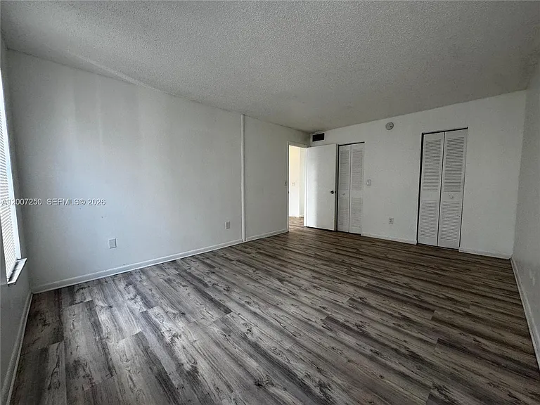 2800 NW 56th Ave #D401 — Photo 8
