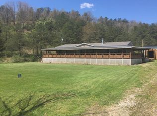 2214 Lighthouse Rd, Given, WV 25245