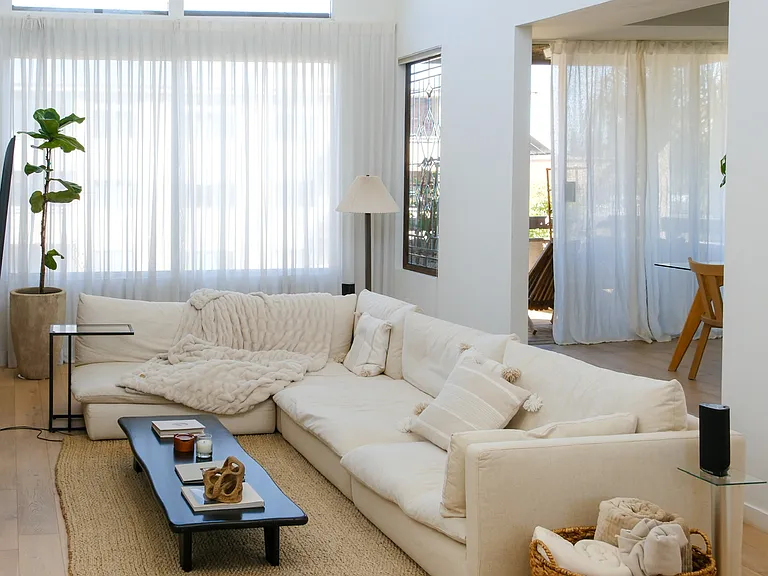 1509 Greenfield Ave #Penthouse 2 — Photo 2