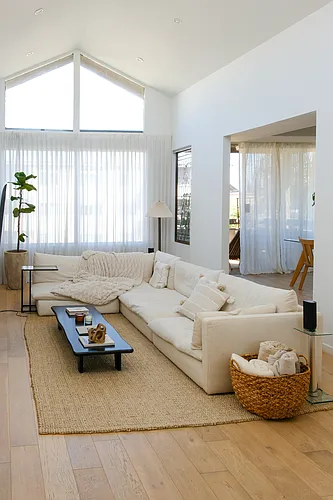 1509 Greenfield Ave #Penthouse 2 Photo 1