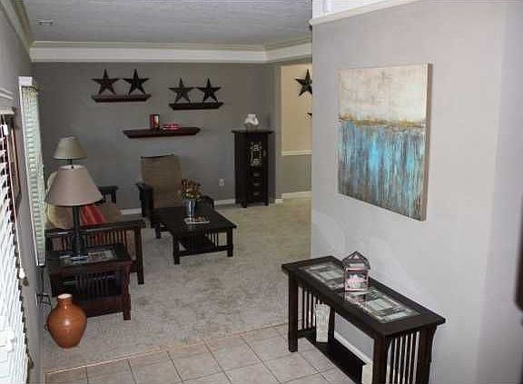 3rd image of 8529 McNutt Cir