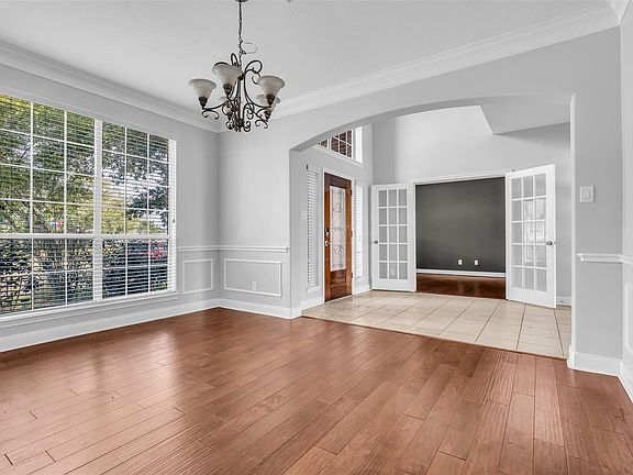 2nd image of 3631 Shady Bay Ln