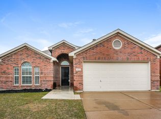 6552 Manitoba St, Fort Worth, TX 76179