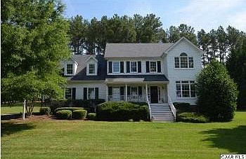2nd image of 1925 Piper Way