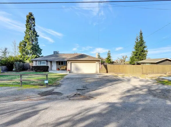 4931 Mesa Dr, Oakdale, CA 95361