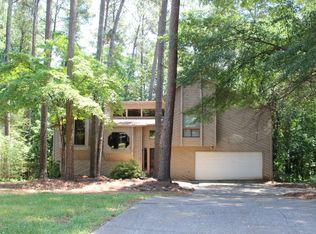 330 Hoofbeat Trl NE, Kennesaw, GA 30144