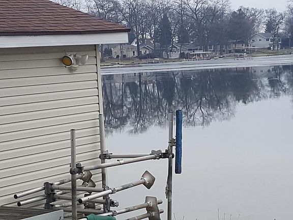 5th image of 50167 W Lakeshore Dr