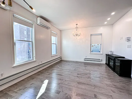 Rented by Compass | media 3