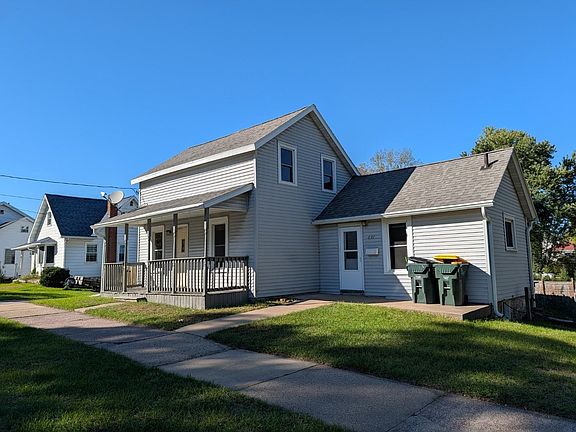 3rd image of 631 2nd St