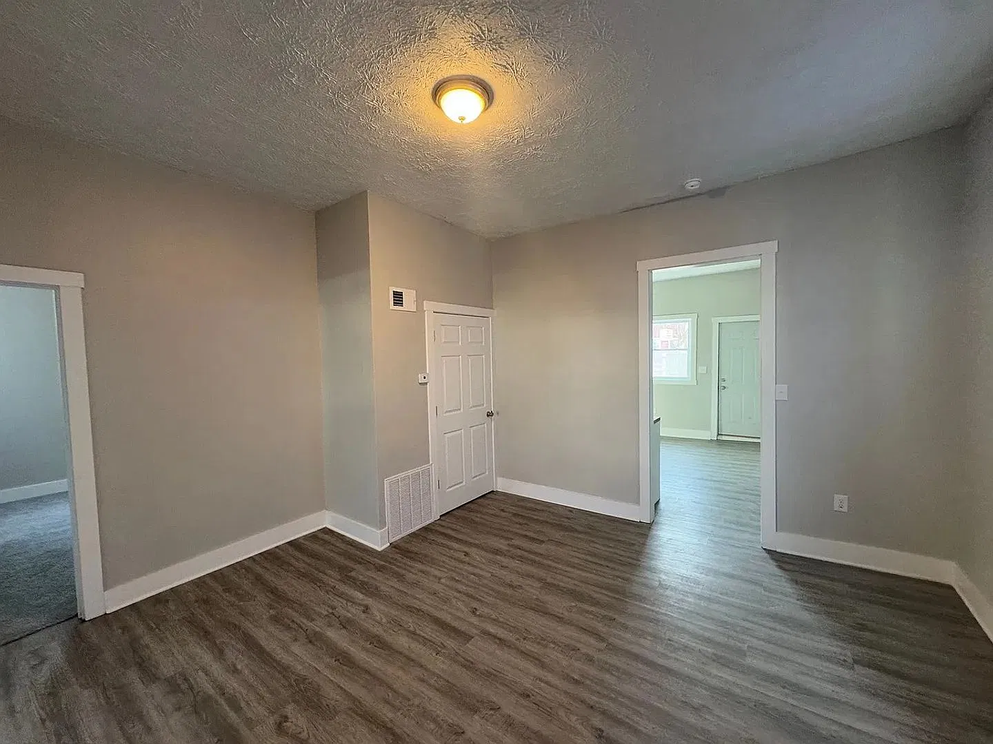 Renovated 3 Bed, 1 Bath Home in Indy, Pets Welcome! — Photo 3