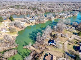 137 Woodstone Dr, Vicksburg, MS 39183