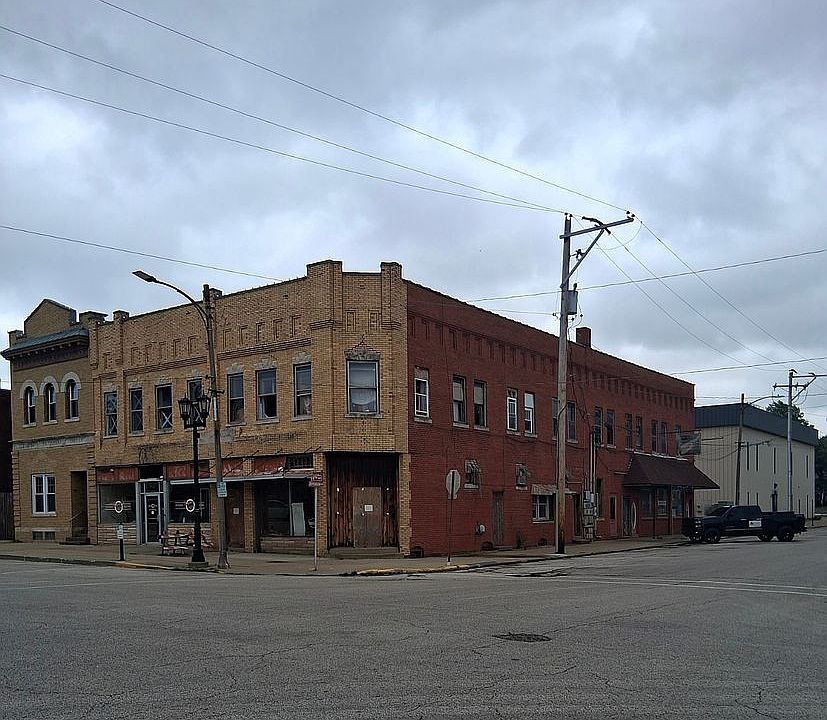 1st image of 1011 Jefferson St