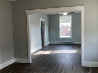 239 2nd Ave NE APT 2, Valley City, ND 58072