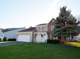 2077 Monday Dr, Elgin, IL 60123