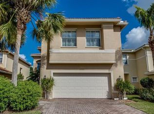 10465 Carolina Willow Dr, Fort Myers, FL 33913