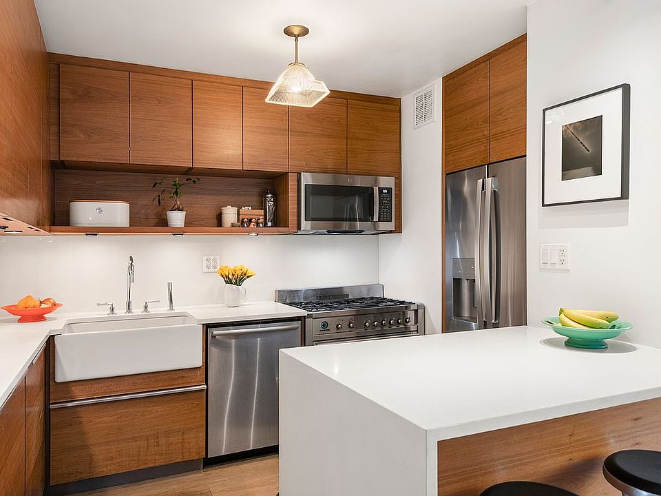 1st image of 2 Charlton St APT 4C
