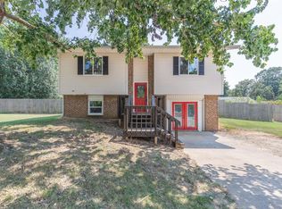 2606 E Rubye Spgs, Poplar Bluff, MO 63901