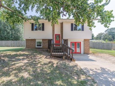 2606 E Rubye Spgs, Poplar Bluff, MO, 63901