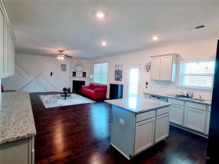 3518 English Elm Way — Photo 12