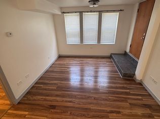 (Undisclosed Address), Chicago, IL 60617
