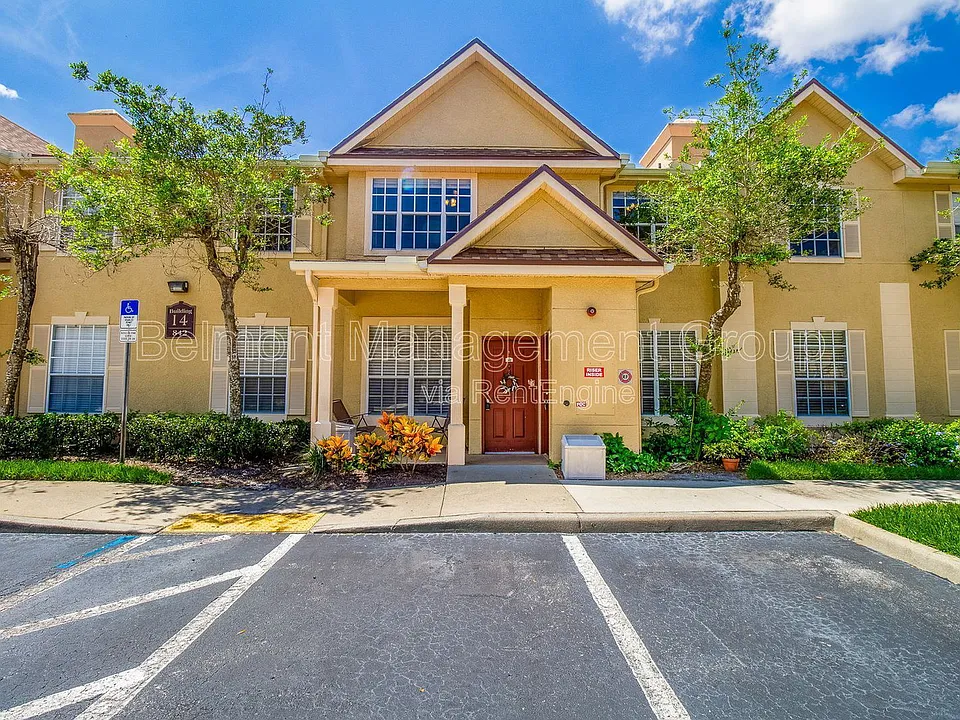 842 Grand Regency Point #202