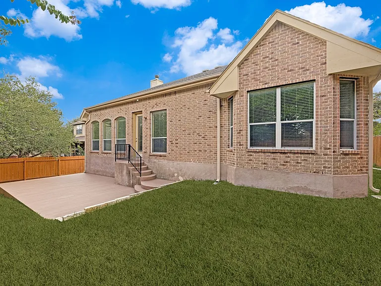 23214 Crest View Way — Photo 12
