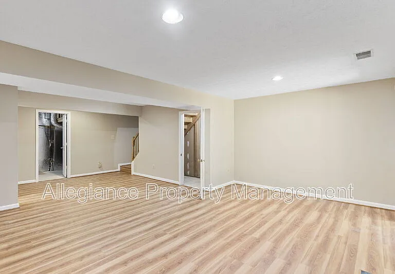8073 Morning Meadow Ct — Photo 28