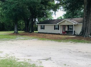3173 Rawhide Rd, Blackshear, GA 31516