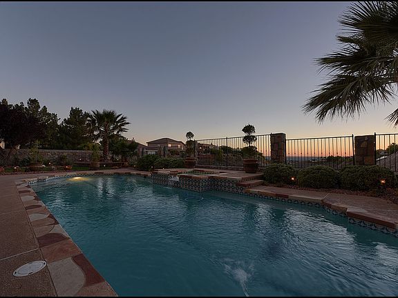 4th image of 1049 Calle Milagro Dr