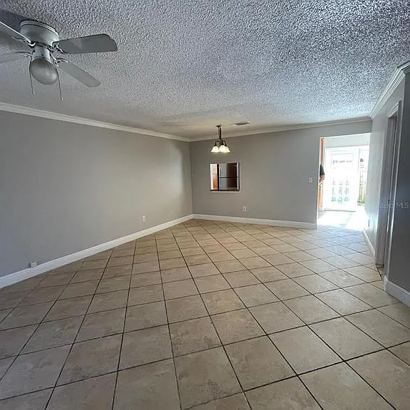 6218 Yorktown Dr #15 — Photo 2