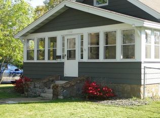 2202 10th Ave E, Hibbing, MN 55746