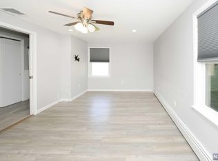 101 Emwood Dr, Emerson, NJ 07630