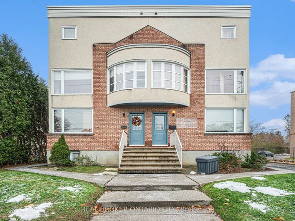 1204 Shillington Ave #5, Ottawa, ON K1Z 7Z4
