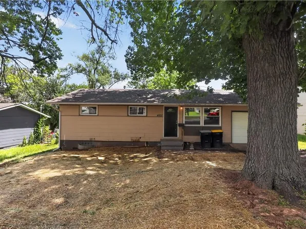 4607 Mersington Ave, Kansas City, MO 64130