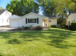 2907 Buckingham Dr, Rockford, IL 61107