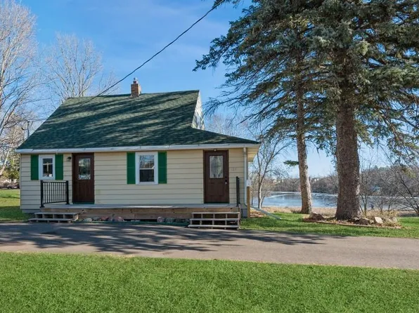 123 8th Ave SE, Pine City, MN 55063
