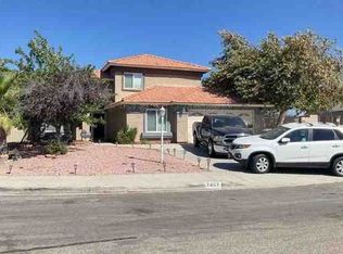 7267 Locust Ave, Hesperia, CA 92345
