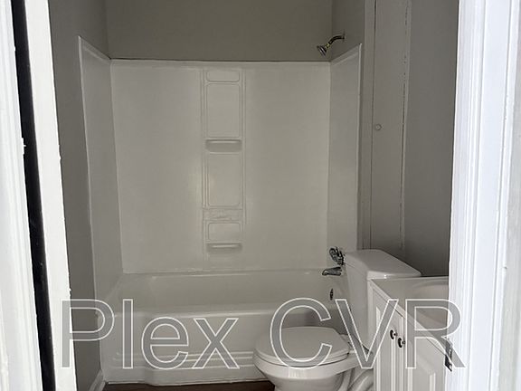 2nd image of 2921 12th Ave