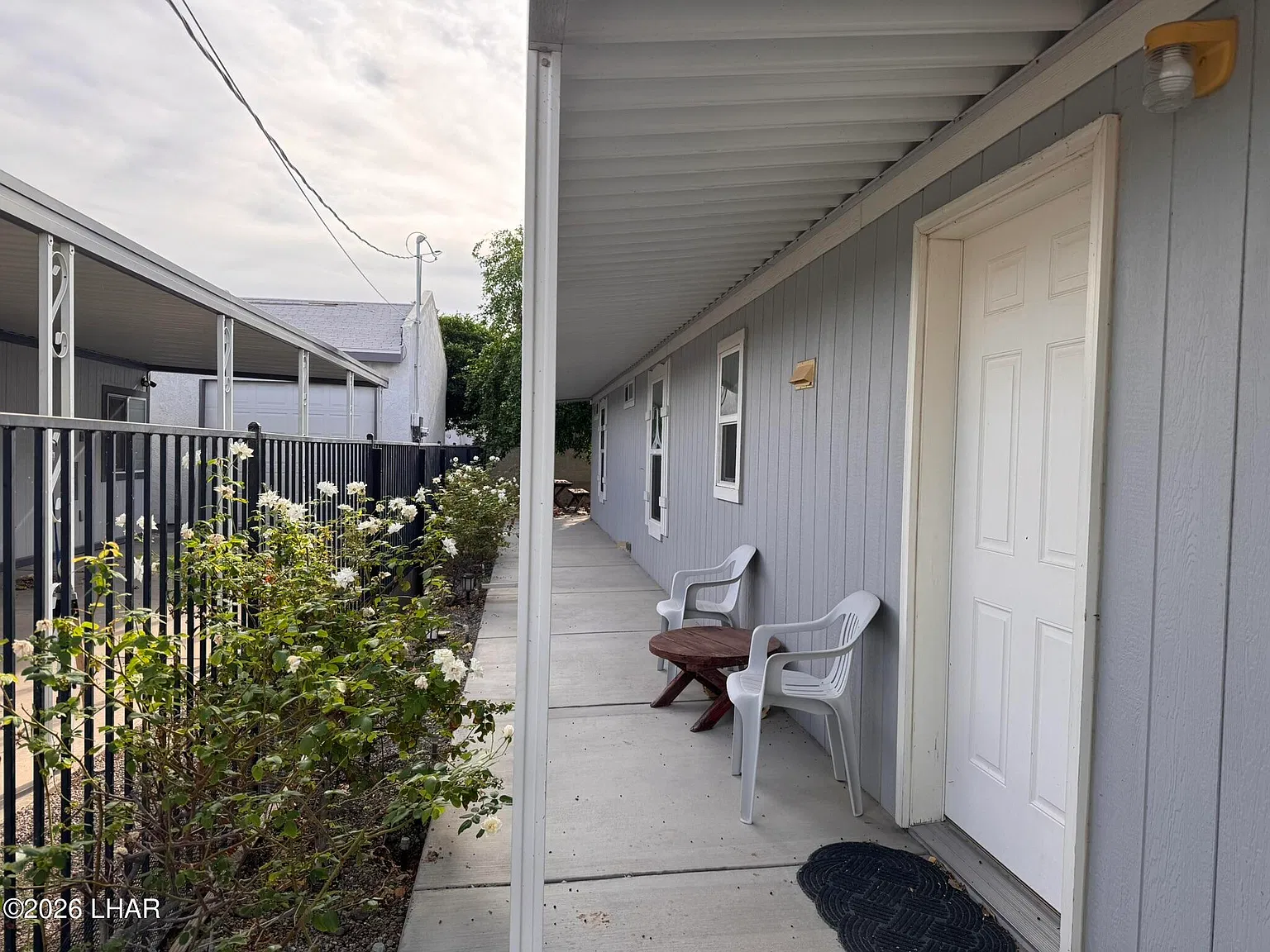 2 bed, 2.5 bath, 960 sqft, $1,500 — Photo 2