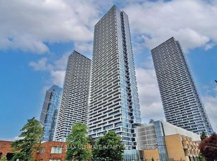 898 Portage Pkwy #1701, Vaughan, ON L4K 0J6