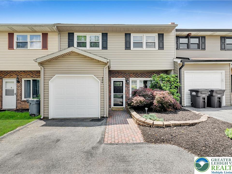 1st image of 324 Tamarack Dr