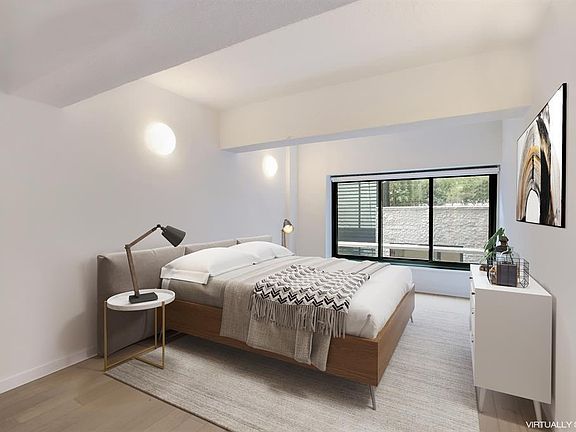 4th image of 421 Hudson St APT 217