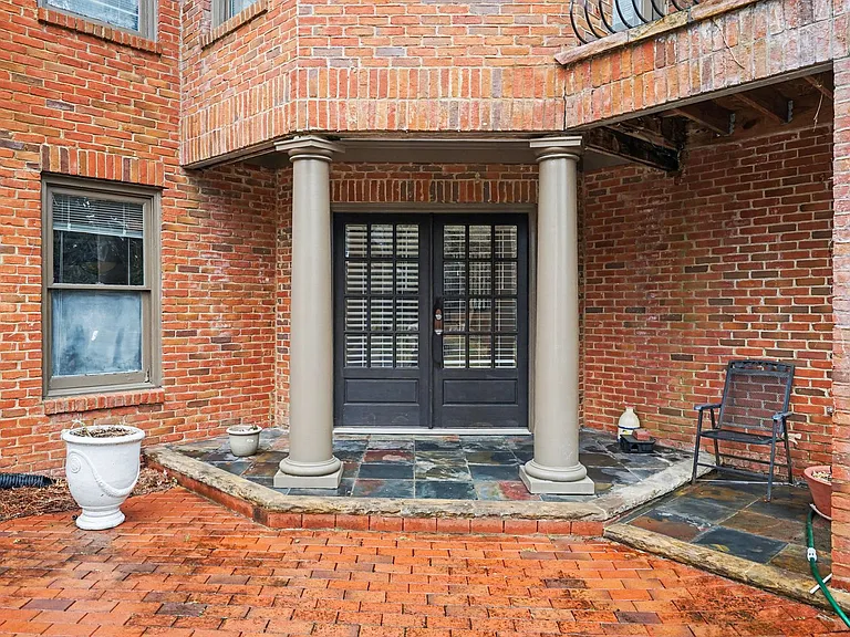 1917 N Decatur Rd NE #B — Photo 3